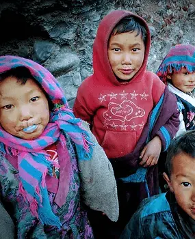 Image de plusieurs enfants.